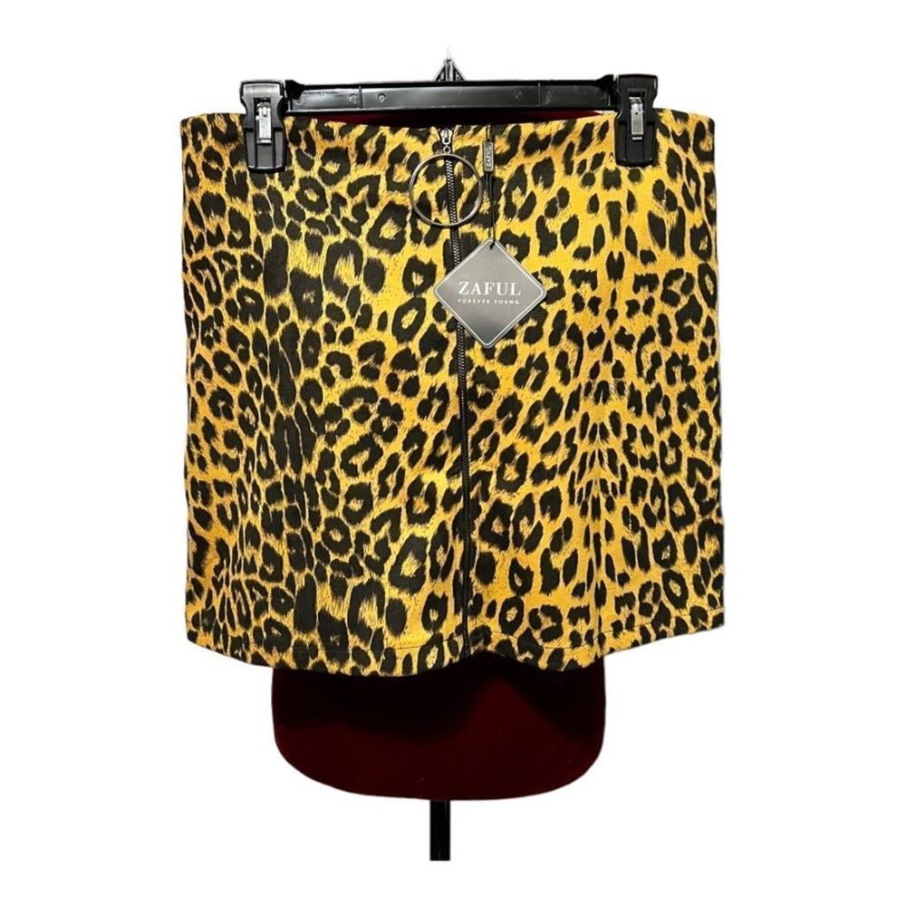 NWT Zaful Leopaed Fsux Suede Pull RIng Zip Skirt Size Large